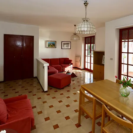 Nella - Punto Immobiliare Vacanze * Marina di San Vito